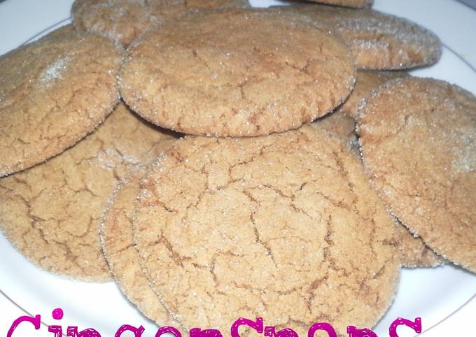Recipe of Speedy Crisp &amp; Chewy Gingersnap Cookies