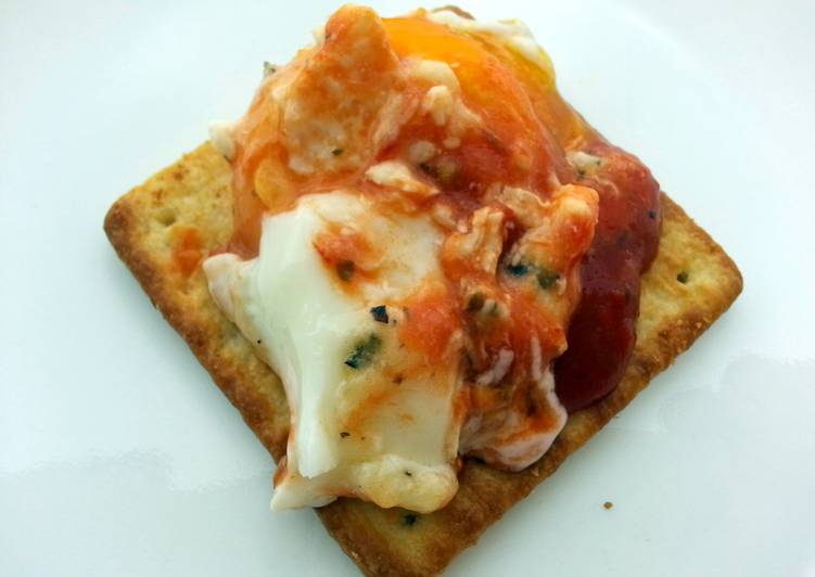 The Secret of Successful Cooking Baked Egg With Coconut Milk And Pasta Sauce Delicious