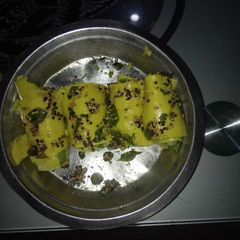 Khandvi A picture of Khandvi.