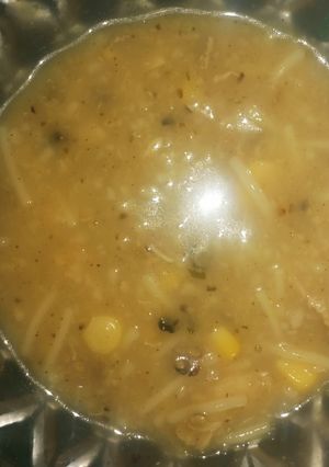 صورة لوصفة شوربه ماجي دجاج بالذرة