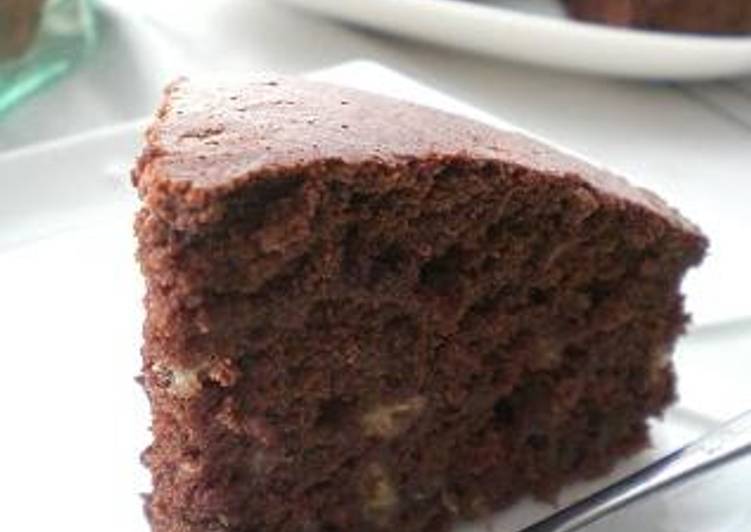 Oil-Free Chocolate Banana Cake