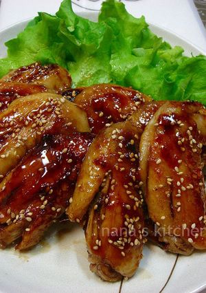A picture of Sticky Teriyaki Chicken Wings.