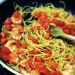 A picture of Fast&easy prawns pasta.