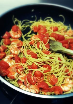 A picture of Fast&easy prawns pasta.