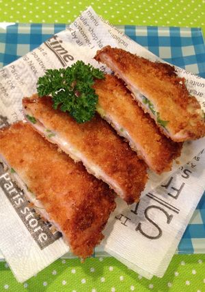 A picture of Ham Cutlets with Cheese.