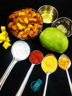 કેરી નું ખાટું અથાણું (Keri Khattu Athanu Recipe In Gujarati) રેસીપી મુખ્ય ફોટો