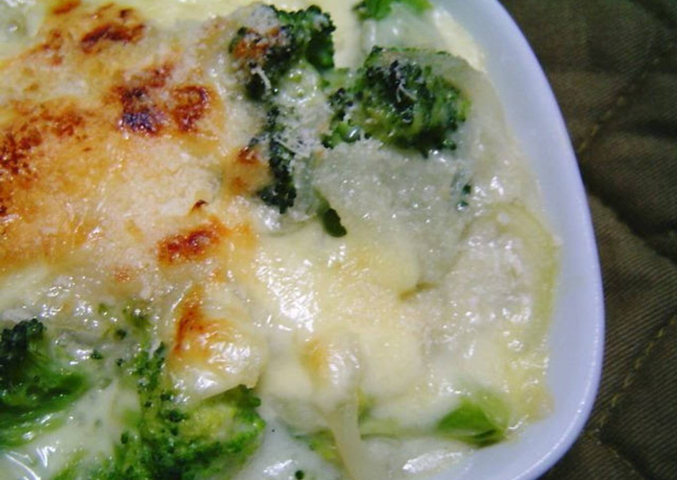 Broccoli Gratin with Whey