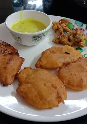 A picture of Garamagaram pakode.