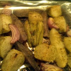 A picture of roasted Fennel rhodiola and potato veagán style vegatables.