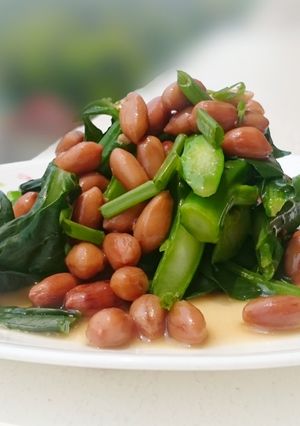 A picture of Chinese Broccoli with Canned Braised Peanut.