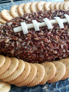 A picture of Bacon Ranch Football Cheese Ball.