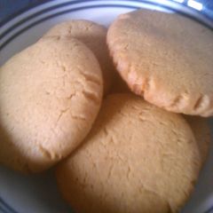 A picture of The best peanut butter cookies EVER.