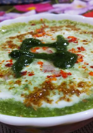 A picture of Spinach raita.