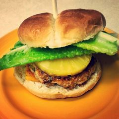 A picture of Tropical Turkey Burgers.