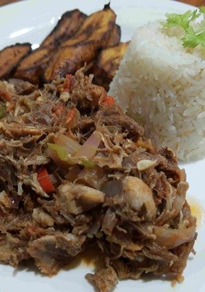 Una foto de Ropa vieja a lo Bendecido