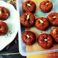 A picture of Coconut dry fruits sandesh.