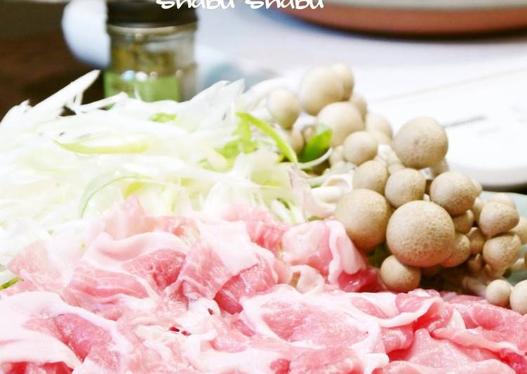 Recipe of Perfect Pork and Green Onion Shabu-shabu Nabe (Hot Pot)