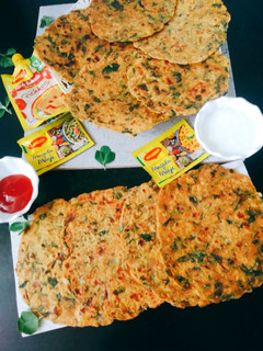 आलू मेथी का पराठा (aloo methi ka paratha recipe in Hindi) रेसिपी मुख्य फोटो