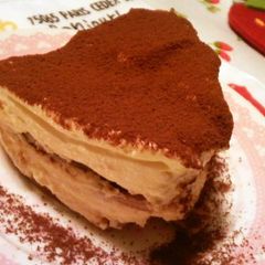 A picture of Easy Tiramisu.