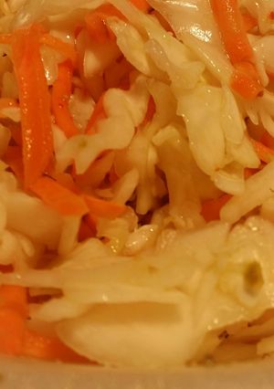 A picture of Iz's Vegan Simple Slaw.