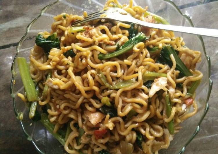 Resep Oseng mie sawi Anti Gagal