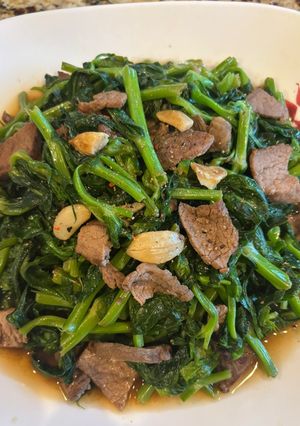 Hình của món Rau đậu hòa lan xào thịt bò.