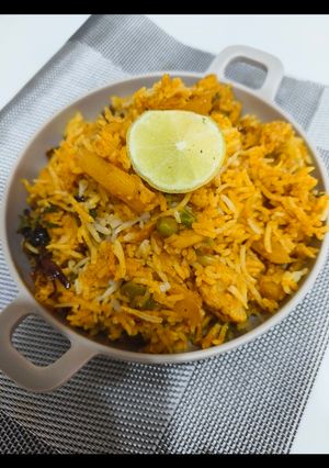 A picture of Hyderabadi Biryani.