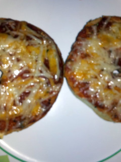 A picture of Pizza Bagels.