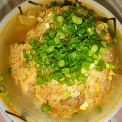 A picture of Gukbap Made With Leftover Bean Sprout Rice.
