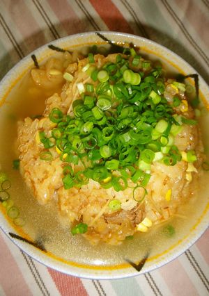 A picture of Gukbap Made With Leftover Bean Sprout Rice.