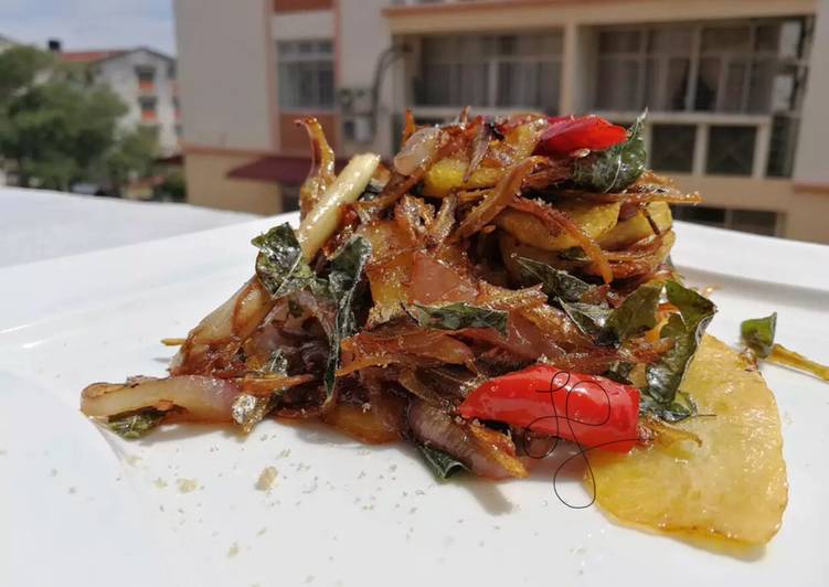 Spicy Dried Anchovies And Potato In Soy Mustard Sauce