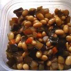 A picture of Pressure Cooker Gomoku-Mame (5 ingredient beans).