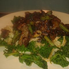 A picture of Low fat lamb stir fry.