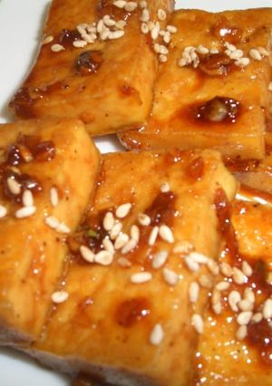 A picture of Korean-Style Tofu Teriyaki Easily Made in 10 Minutes.