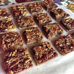 A picture of Chocolate Pecan Pie Squares!.