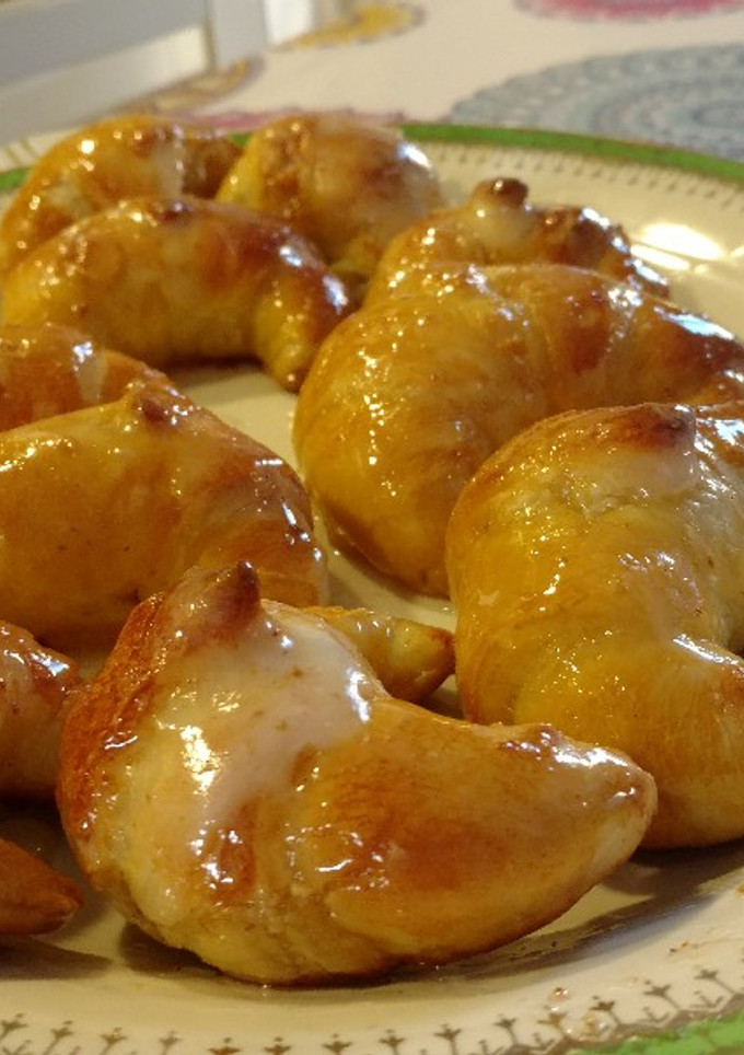 Una foto de Medialunas de manteca🤤🥐
