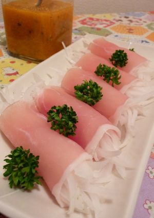 A picture of Easy Rolled-Up Cured Ham and Onion Salad.