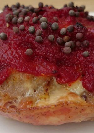 A picture of Cheesy Tomato Mustard Ham Burger.