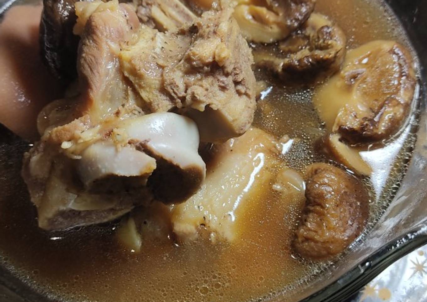 Bak Kut Teh (pork leg)