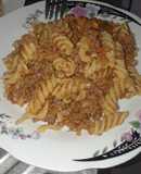 Tornillos con carne molida