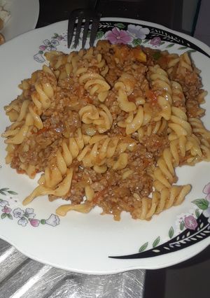 Una foto de Tornillos con carne molida