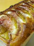 Gluten-free rice flour fig cake with cinnamon flavour