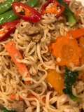 Drunken-Style Stir-Fried Instant Noodles (Pad Kee Mao Mama) – Easy Recipe Abroad
