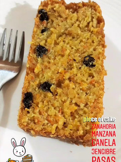 Una foto de Torta de zanahoria y manzana con canela y jengibre