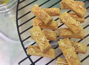 Foto resep Kastengel Keju Cheddar Renyah & Gurih Pt.2 (Kue lebaran) (Tanpa Keju Edam)