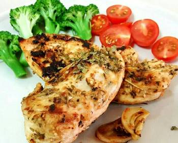 Easy Fast Cooking Rosemary garlic Chicken Breast Delicious Steady