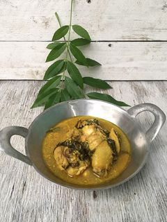 Foto resep Ayam Lempah Kuning Pucuk Kedondong