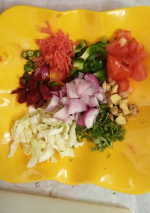 A picture of Rainbow Color Salad.
