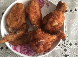 Hình của món Cánh gà chiên bột.