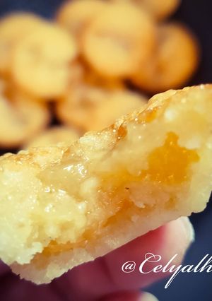 Une photo de Financiers poires caramélisées